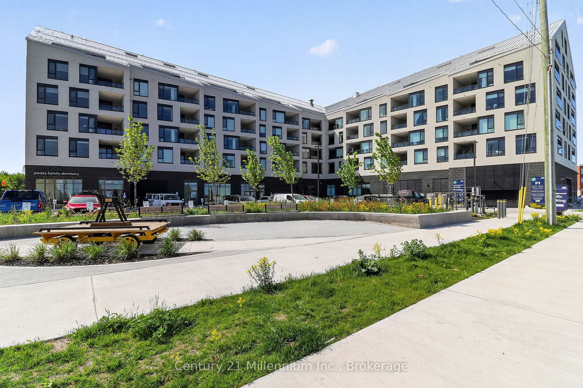 Photo 37 of Unit 511, 31 Huron Street, Collingwood — HOMEH