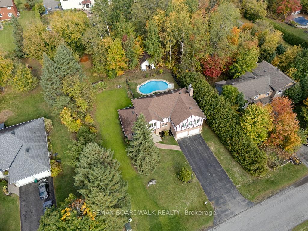 Photo 2 of 7089 Bush Drive, Ottawa, Greely — HOMEH