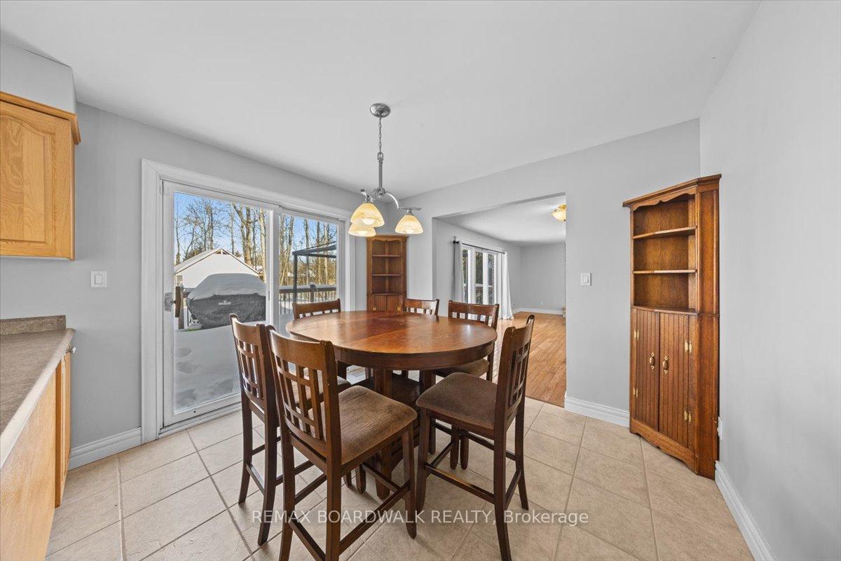 Photo 13 of 7089 Bush Drive, Ottawa, Greely — HOMEH