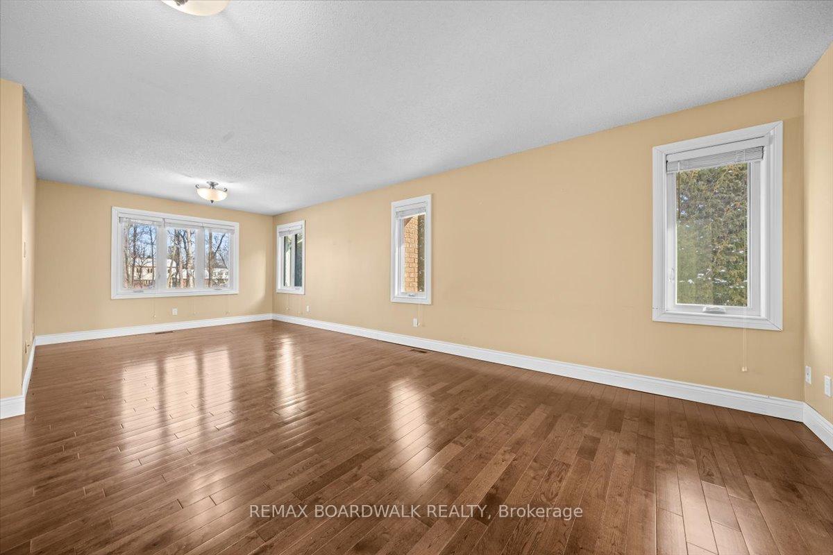 Photo 25 of 7089 Bush Drive, Ottawa, Greely — HOMEH