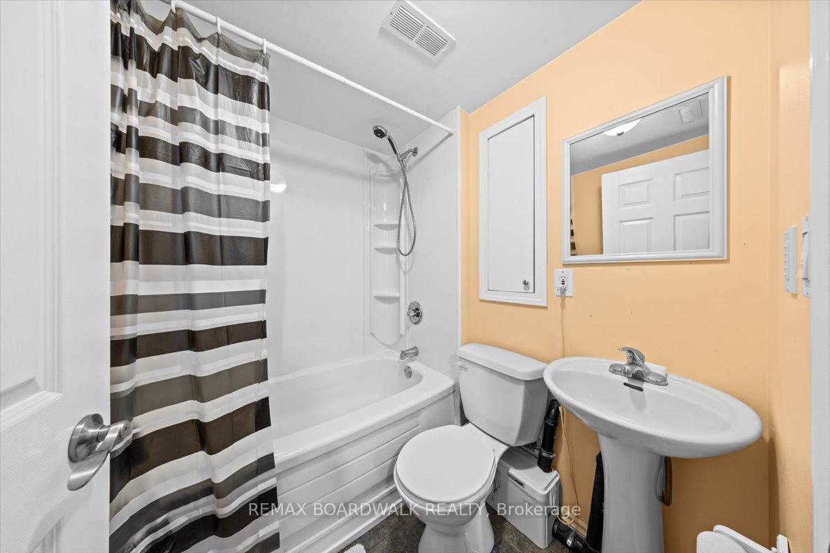 Photo 38 of 7089 Bush Drive, Ottawa, Greely — HOMEH
