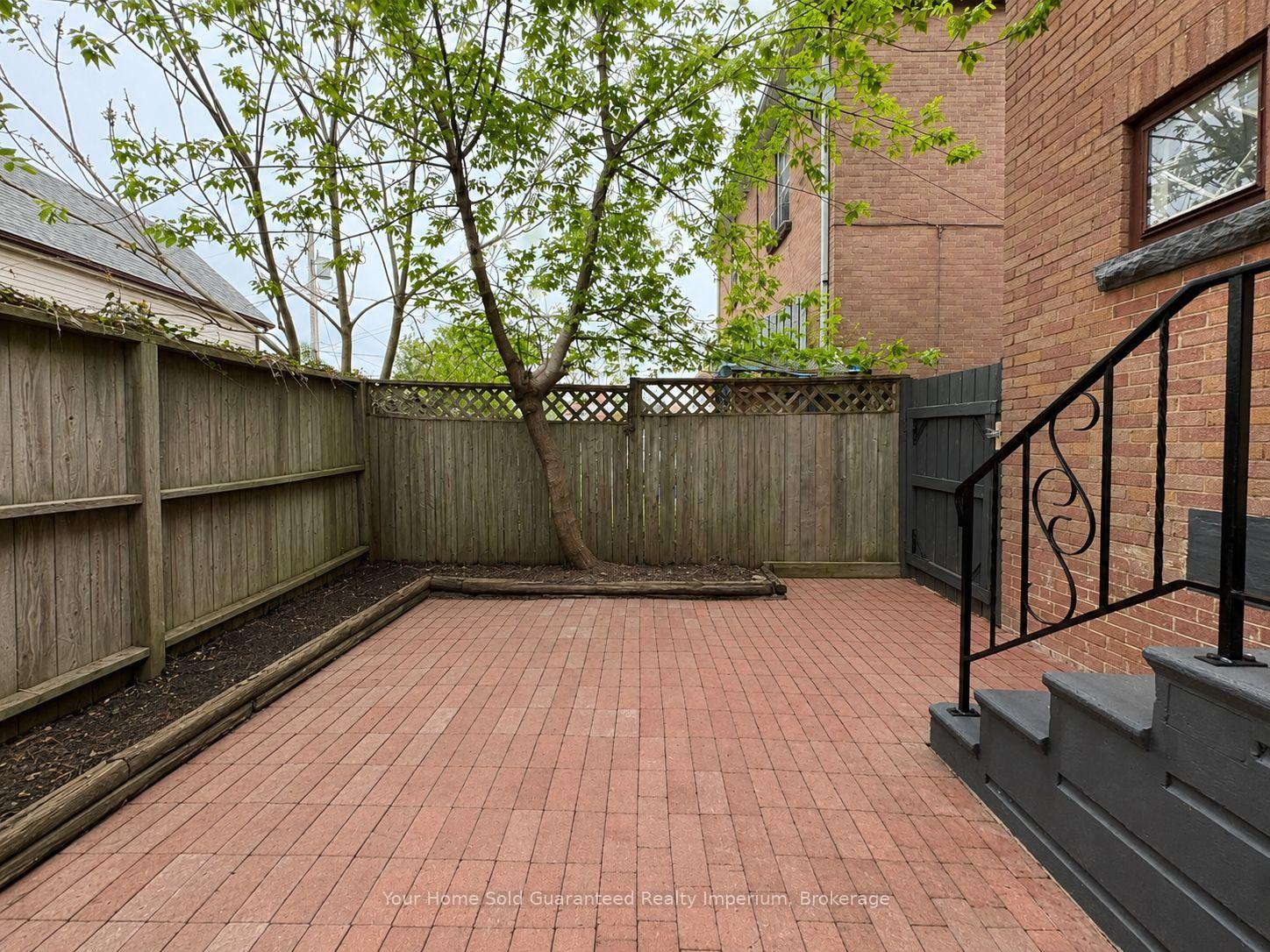 Photo 4 of Unit A, 257 Niagara Street, Welland, Prince Charles — HOMEH