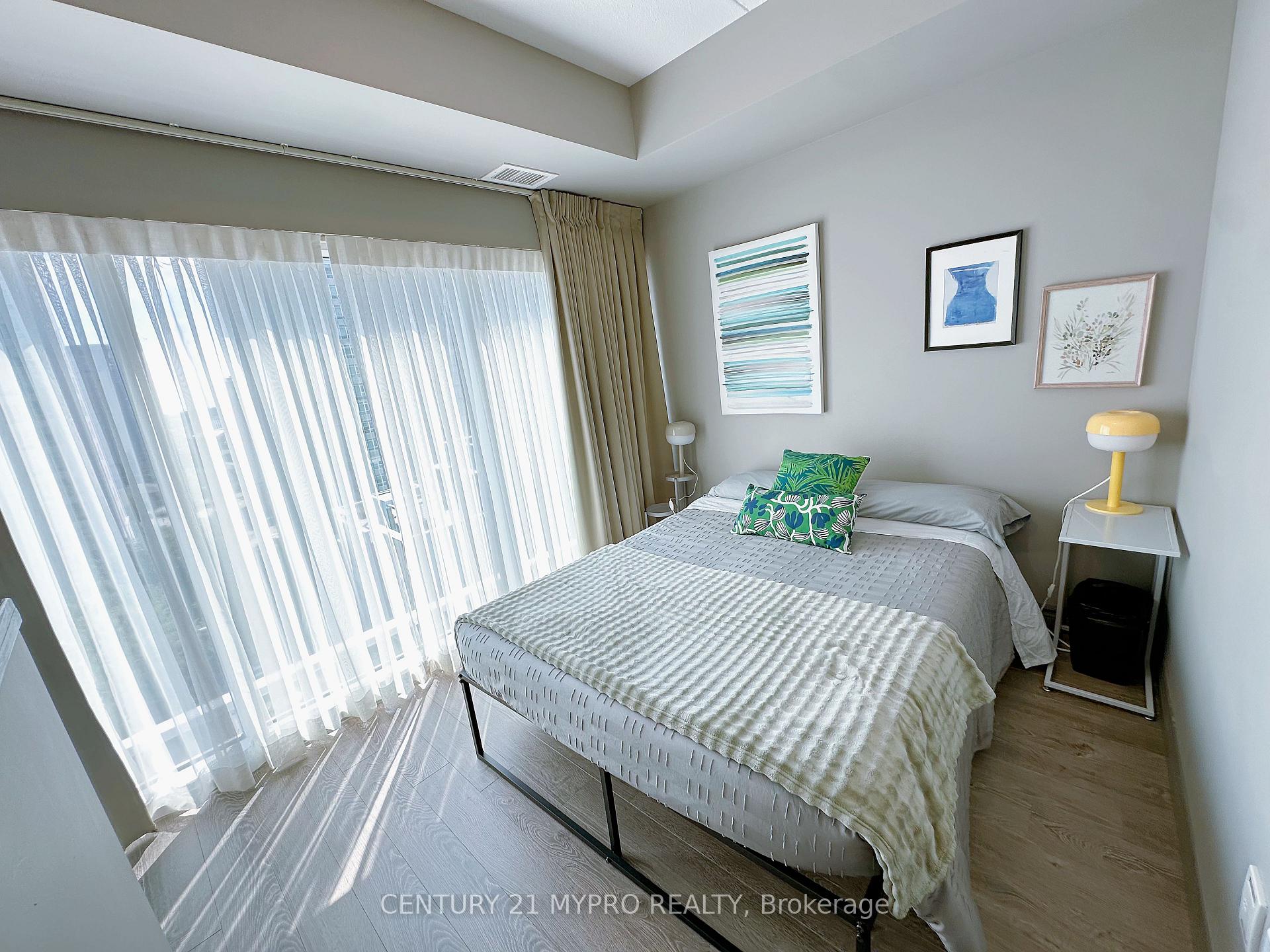 Photo 10 of Unit 801, 321 Spruce Street, Waterloo, Beechwood/University — HOMEH