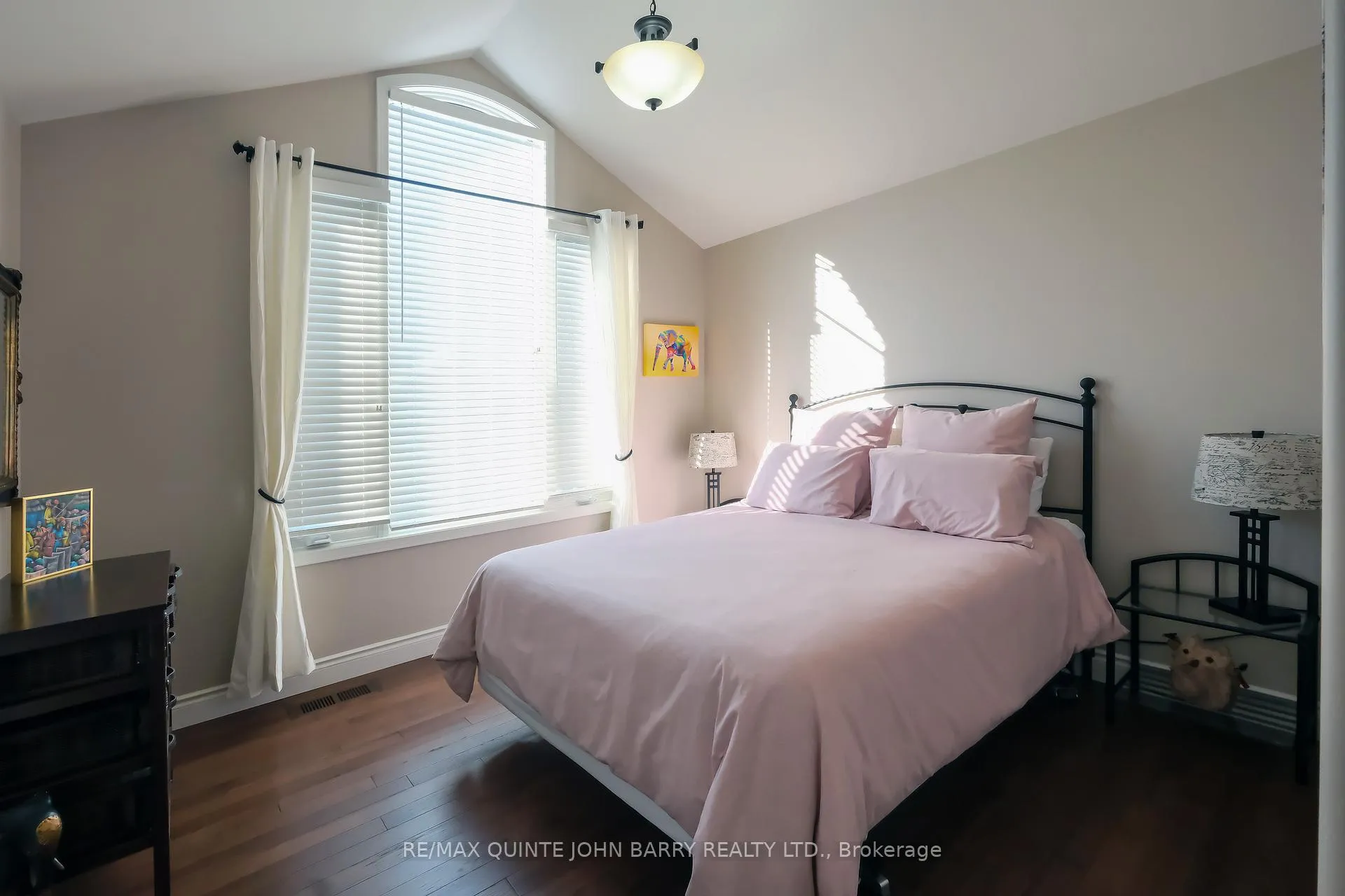 Photo 21 of 11 Algonquin Avenue, Brighton — HOMEH
