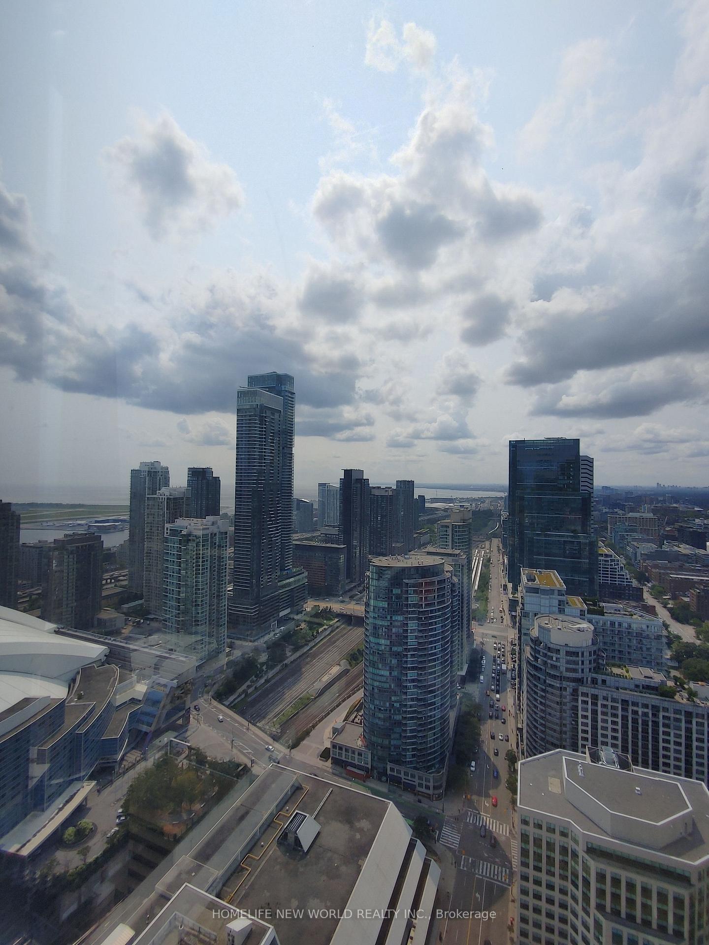 Photo 8 of Unit 4406, 300 Front Street W, Toronto, Waterfront Communities — HOMEH
