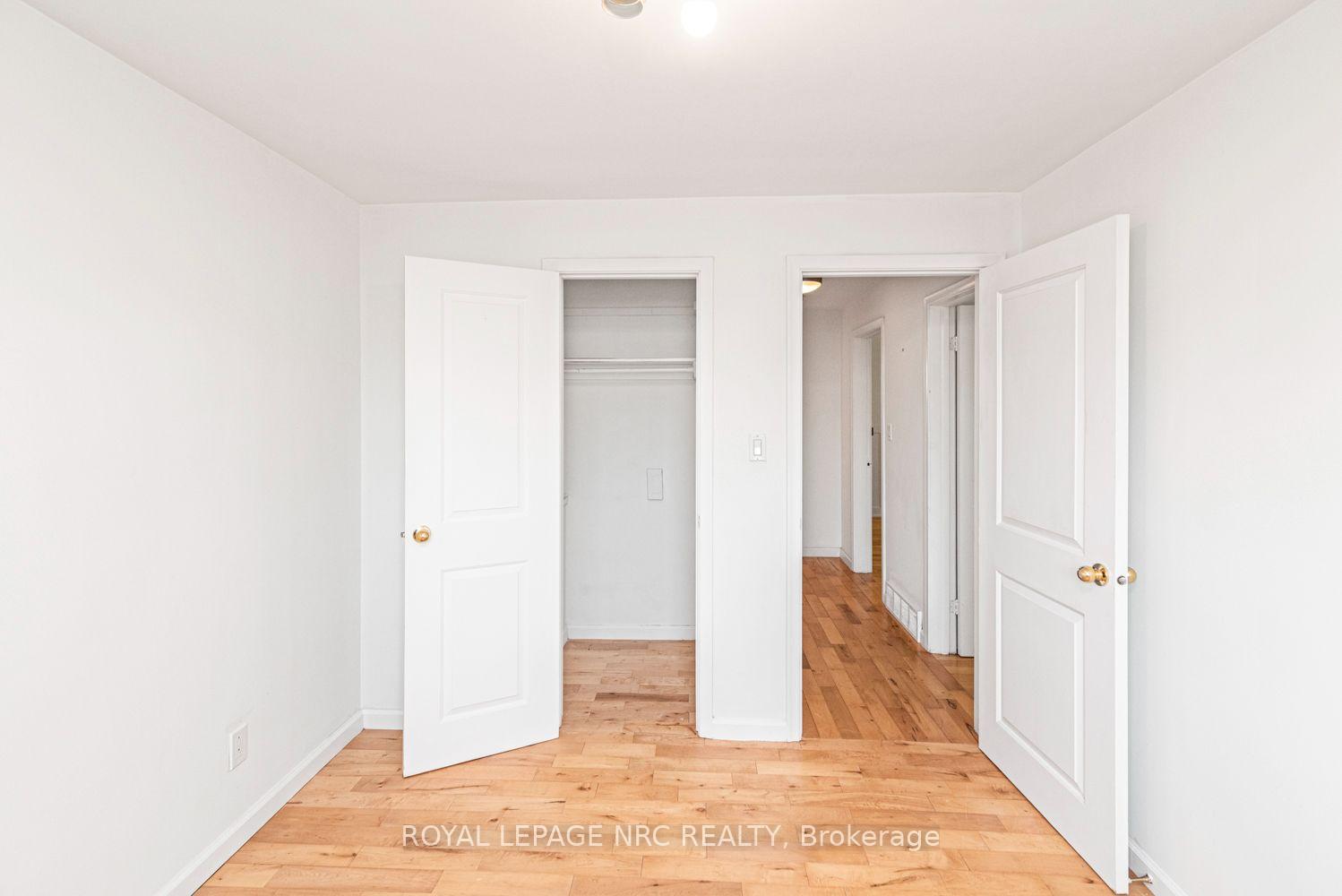 Photo 19 of 100 Mountain Avenue N, Hamilton, Stoney Creek — HOMEH