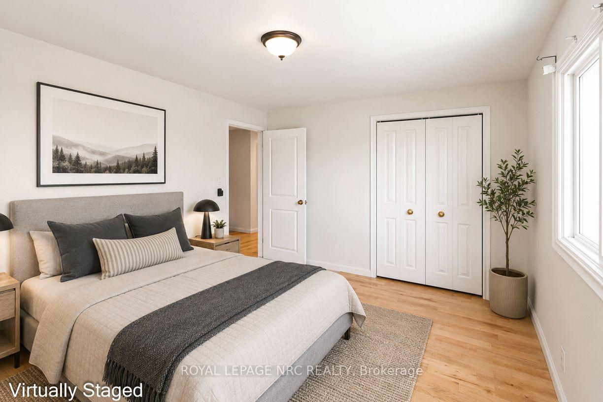 Photo 22 of 100 Mountain Avenue N, Hamilton, Stoney Creek — HOMEH