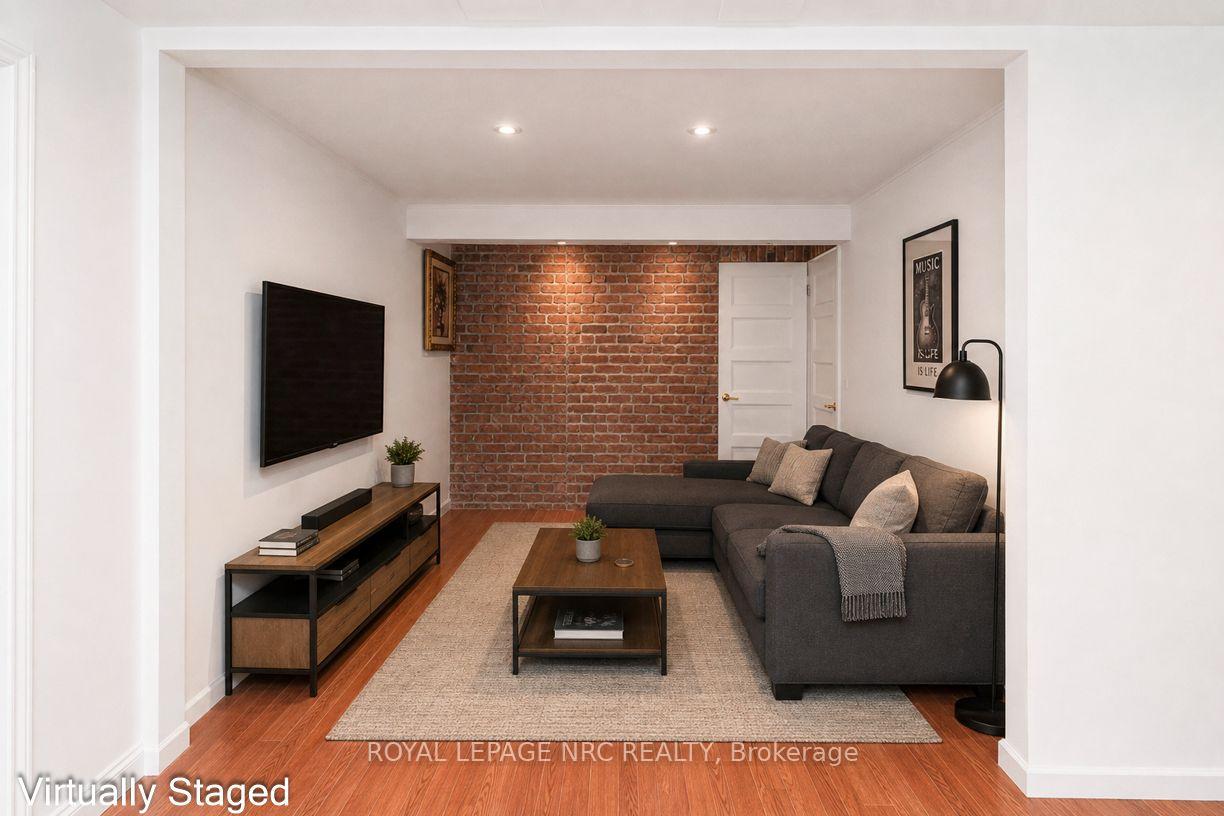 Photo 36 of 100 Mountain Avenue N, Hamilton, Stoney Creek — HOMEH