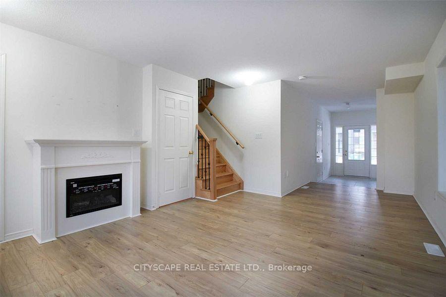 Photo 4 of 14 Camilleri Drive, Ajax, Central East — HOMEH