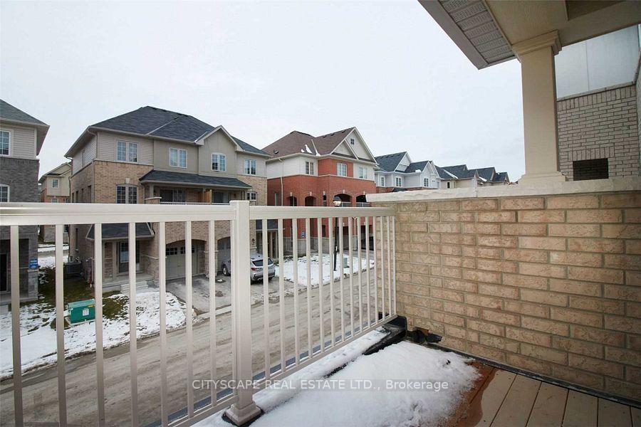 Photo 10 of 14 Camilleri Drive, Ajax, Central East — HOMEH