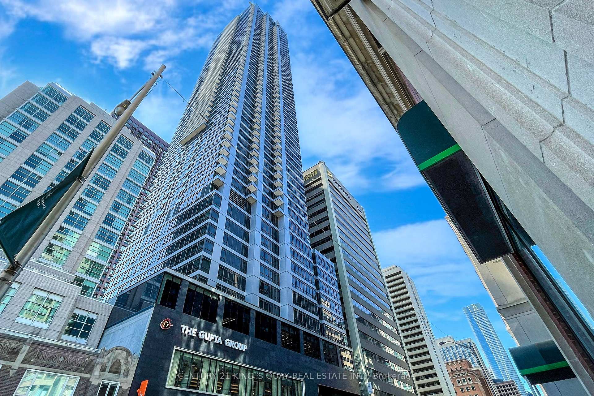 Photo 2 of Unit 4710, 395 Bloor Street E, Toronto, North St. James Town — HOMEH