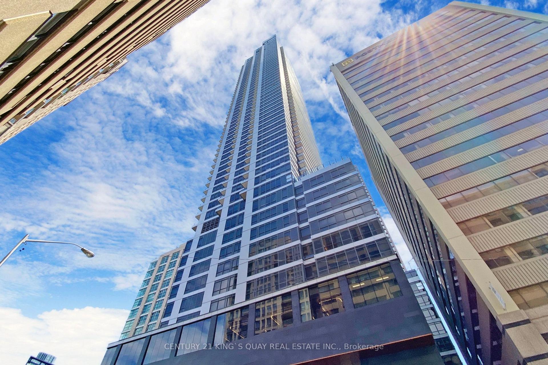 Photo 3 of Unit 4710, 395 Bloor Street E, Toronto, North St. James Town — HOMEH