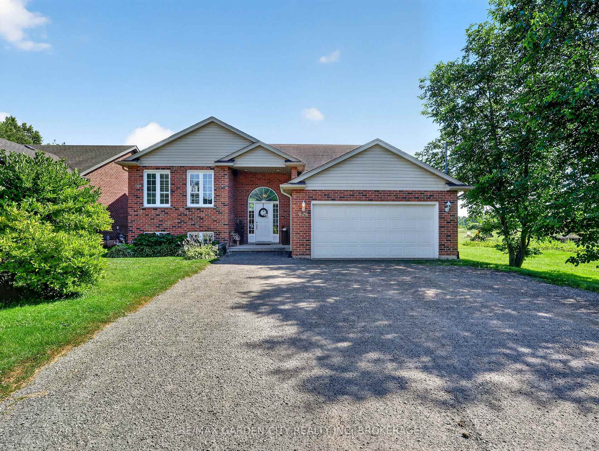 Photo 1 of 828 Foss Road, Pelham, Fenwick — HOMEH