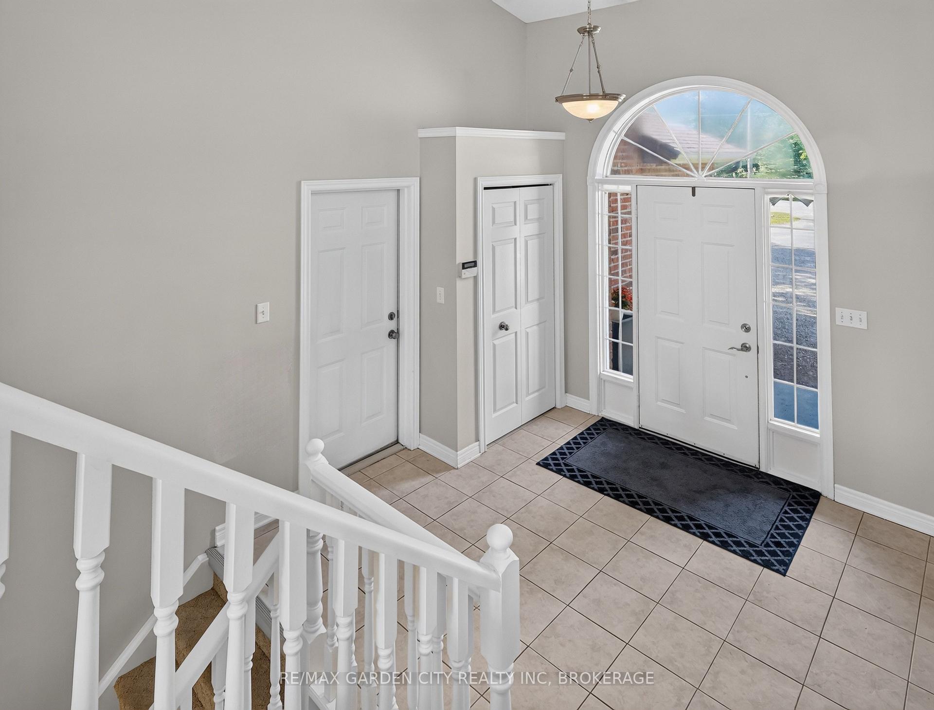 Photo 11 of 828 Foss Road, Pelham, Fenwick — HOMEH