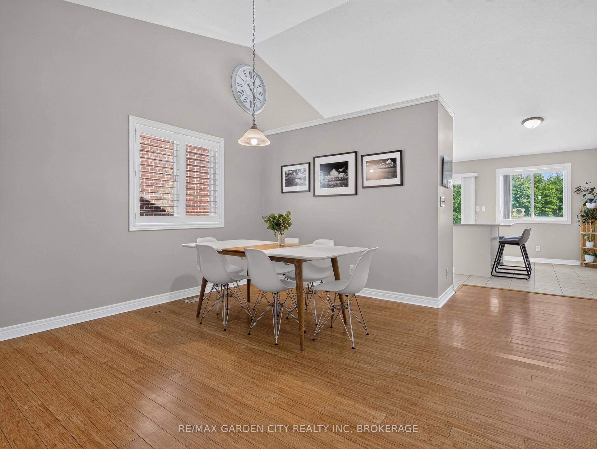 Photo 19 of 828 Foss Road, Pelham, Fenwick — HOMEH