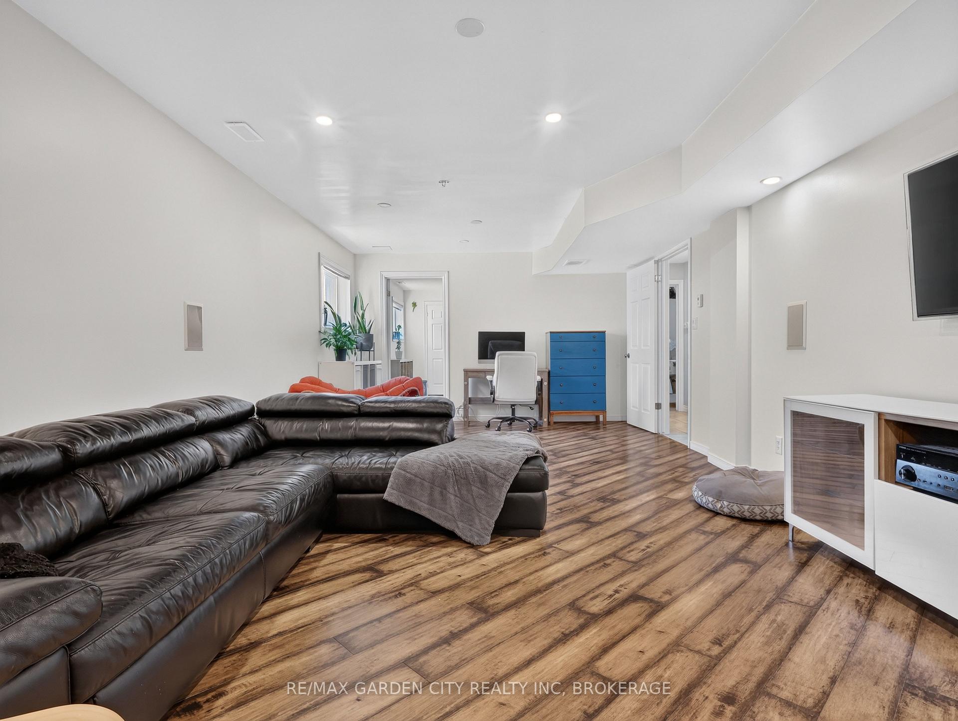Photo 29 of 828 Foss Road, Pelham, Fenwick — HOMEH