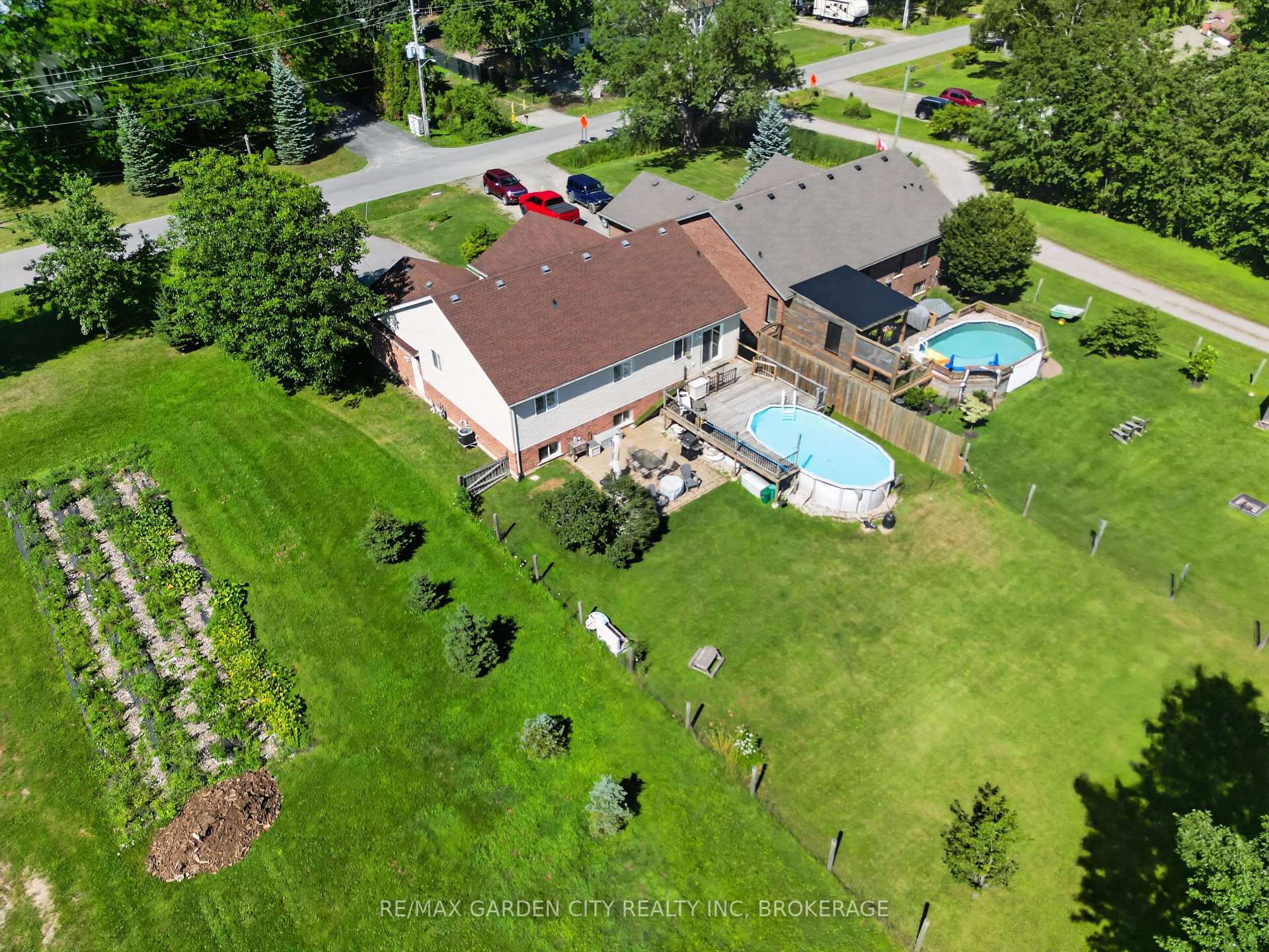 Photo 40 of 828 Foss Road, Pelham, Fenwick — HOMEH