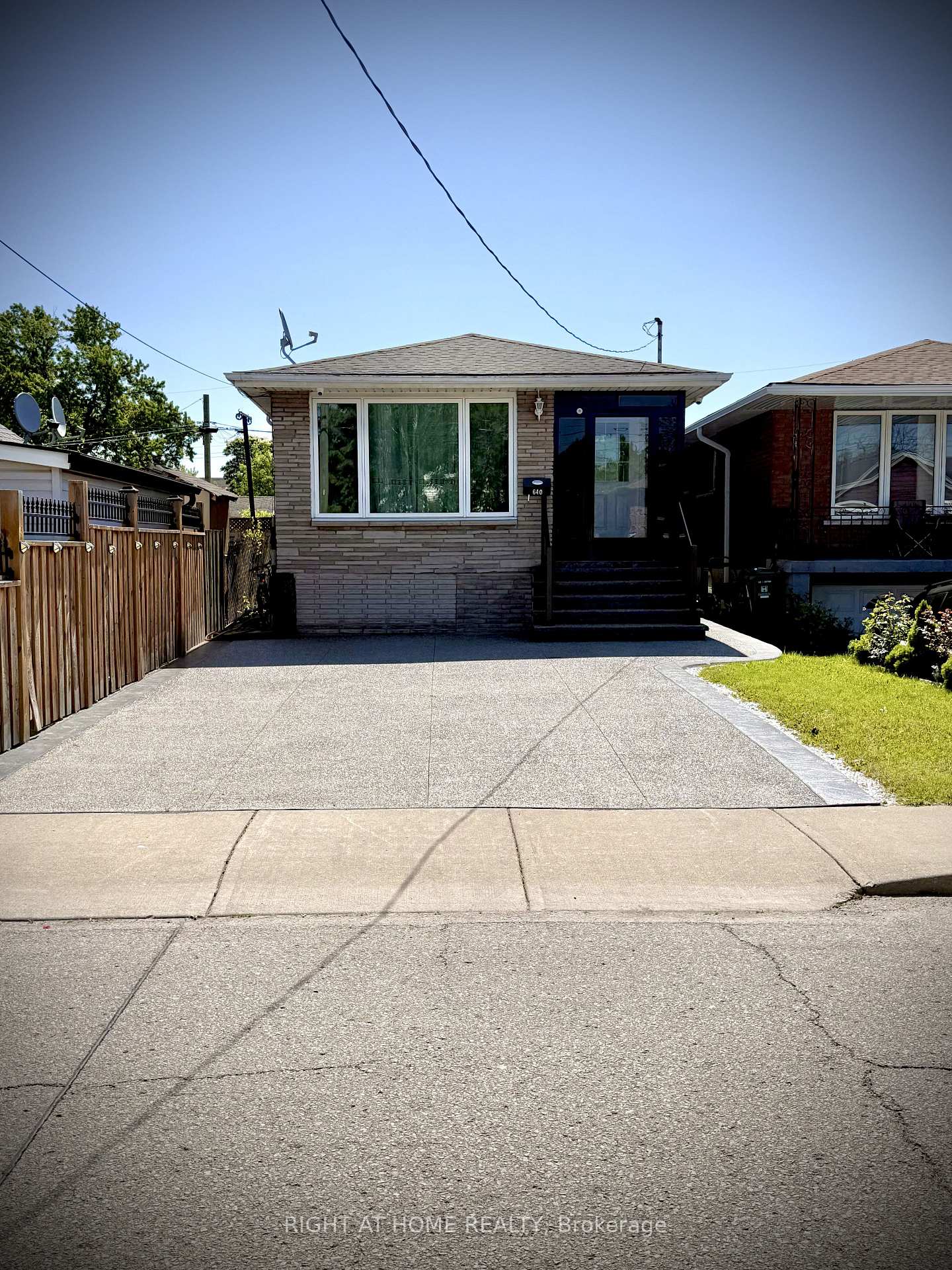 Photo of 640 Tate Avenue