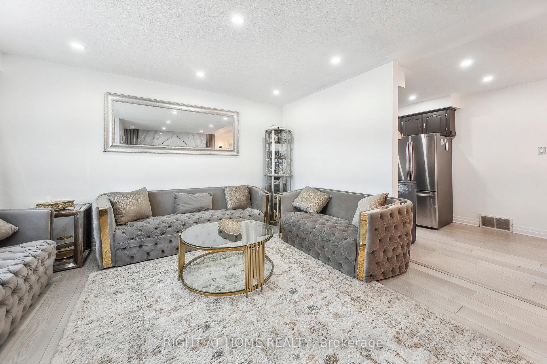 Photo 6 of 640 Tate Avenue, Hamilton, Parkview — HOMEH