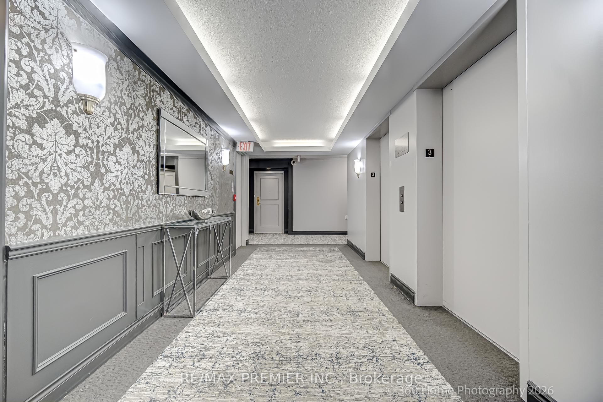 Photo 6 of Unit 311, 2500 Rutherford Road, Vaughan, Maple — HOMEH