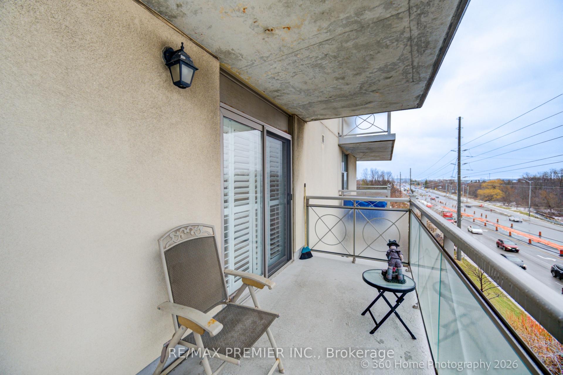 Photo 18 of Unit 311, 2500 Rutherford Road, Vaughan, Maple — HOMEH