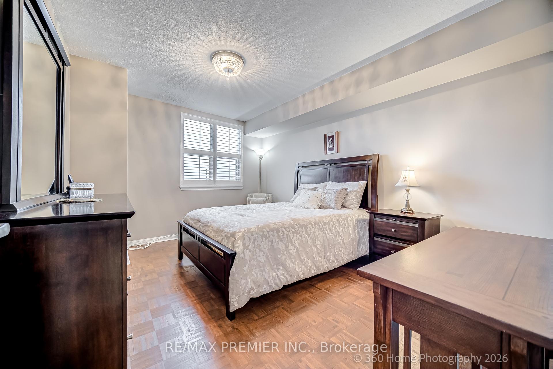 Photo 20 of Unit 311, 2500 Rutherford Road, Vaughan, Maple — HOMEH