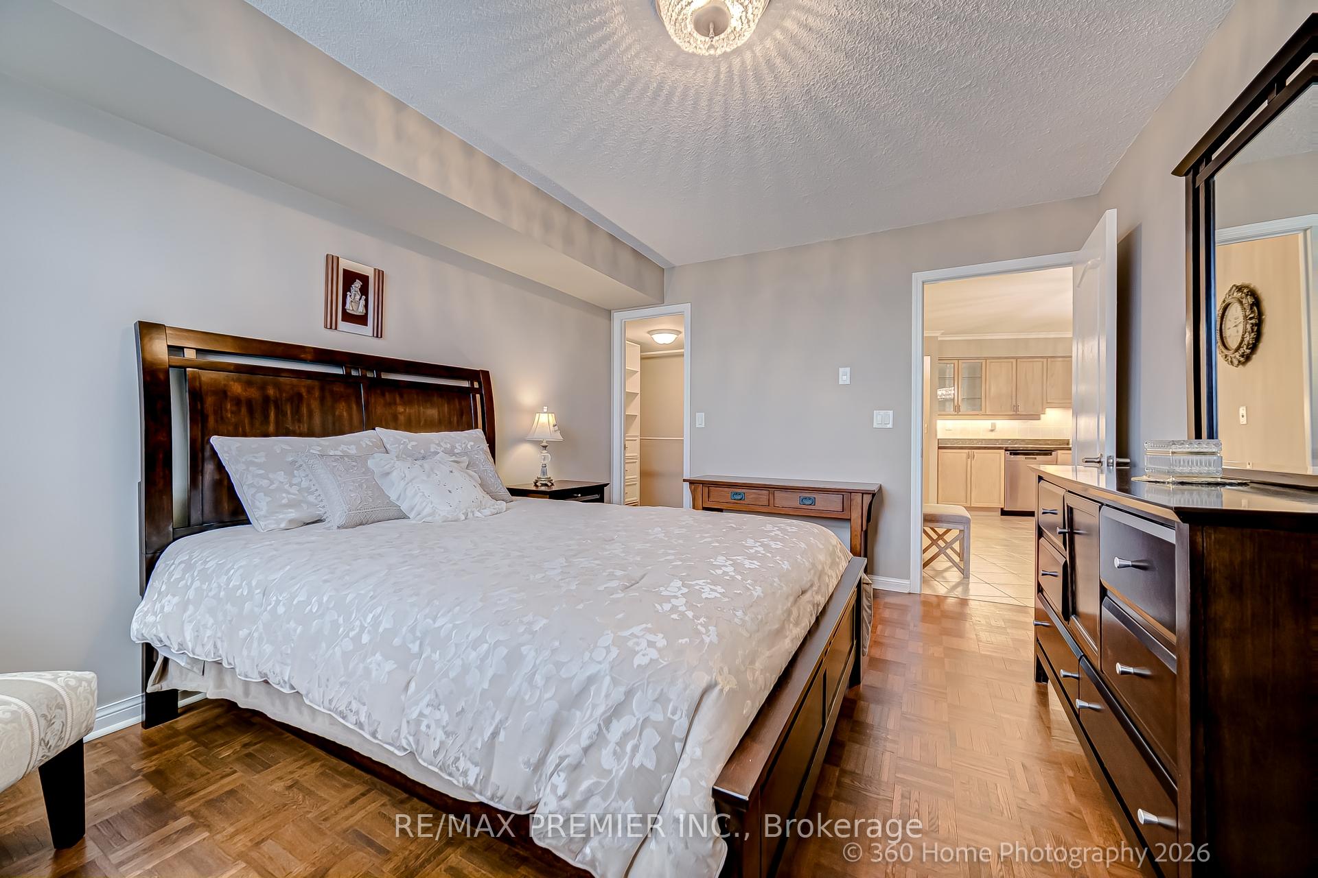 Photo 21 of Unit 311, 2500 Rutherford Road, Vaughan, Maple — HOMEH