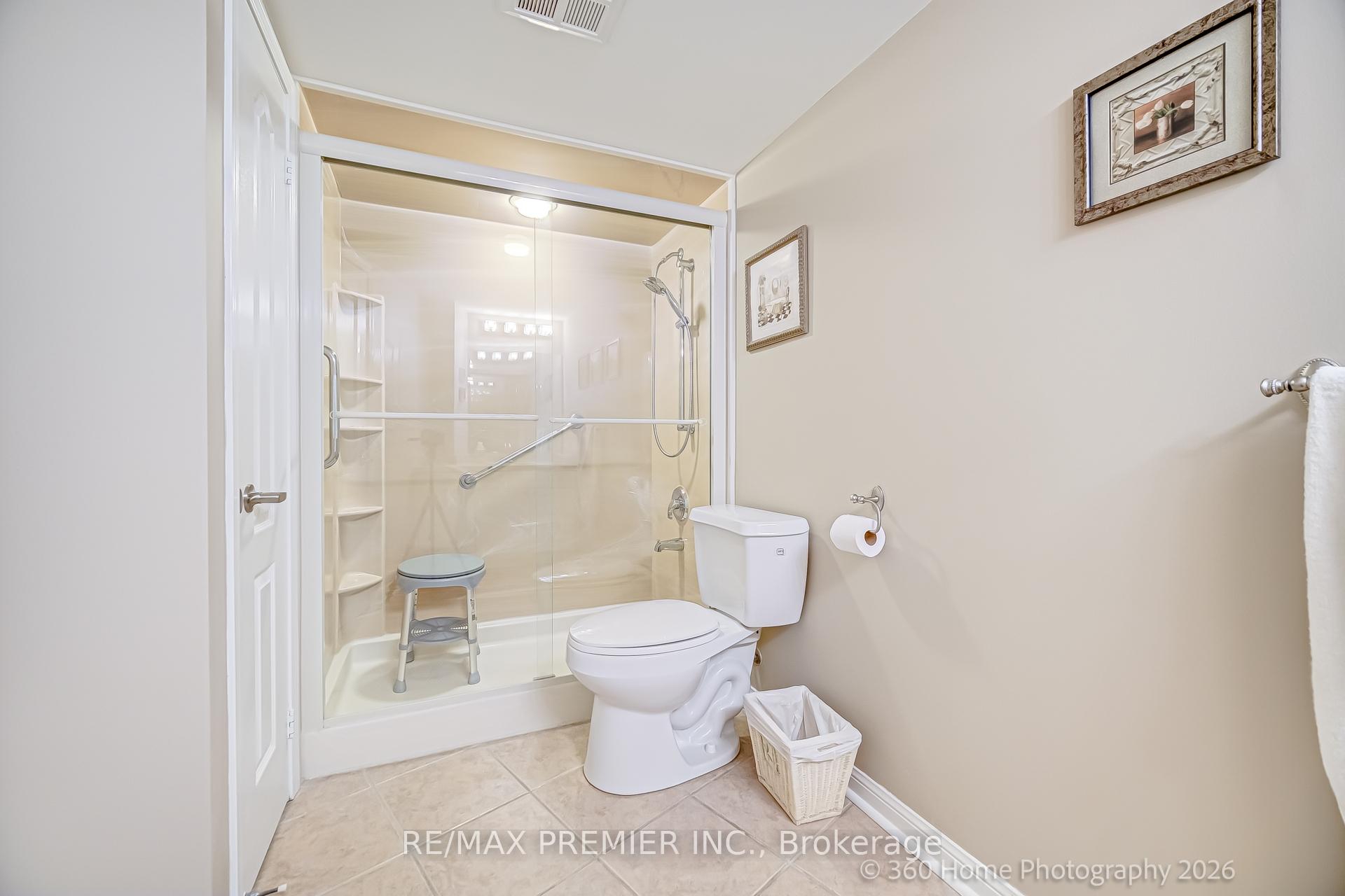 Photo 24 of Unit 311, 2500 Rutherford Road, Vaughan, Maple — HOMEH