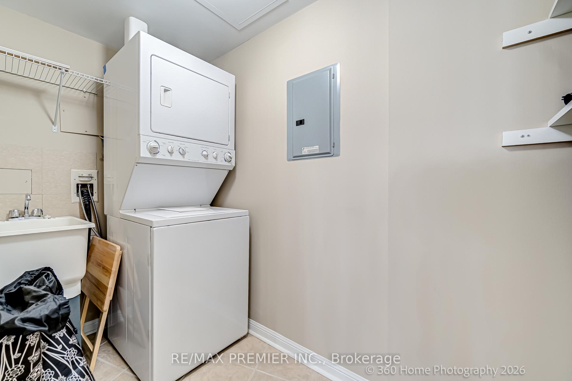 Photo 25 of Unit 311, 2500 Rutherford Road, Vaughan, Maple — HOMEH