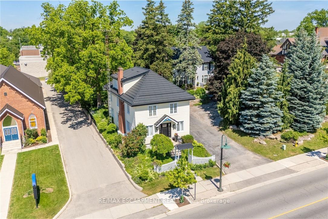 Photo 2 of 99 Argyle Street N, Haldimand — HOMEH