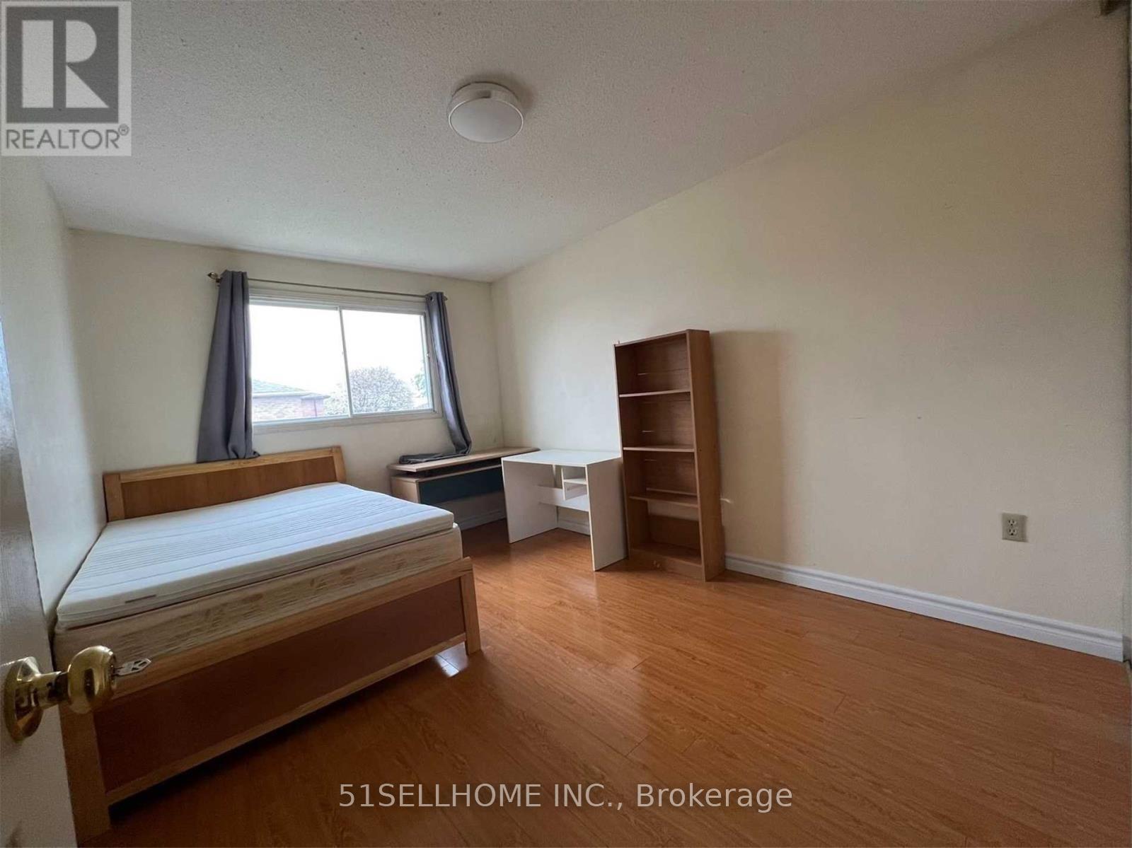Photo 19 of 31 Thorntree Crescent, Brampton, Fletcher's Creek South — HOMEH