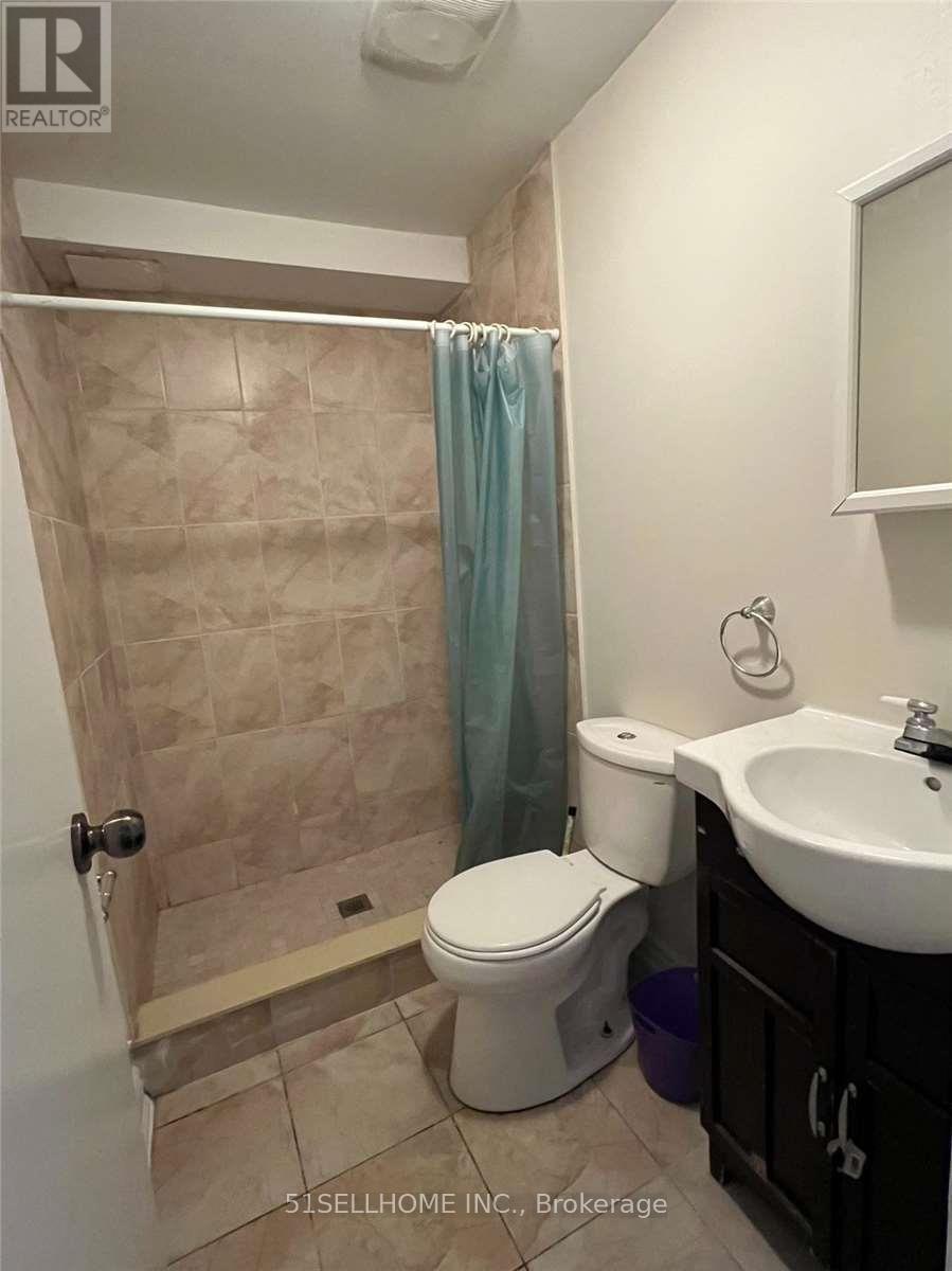Photo 27 of 31 Thorntree Crescent, Brampton, Fletcher's Creek South — HOMEH