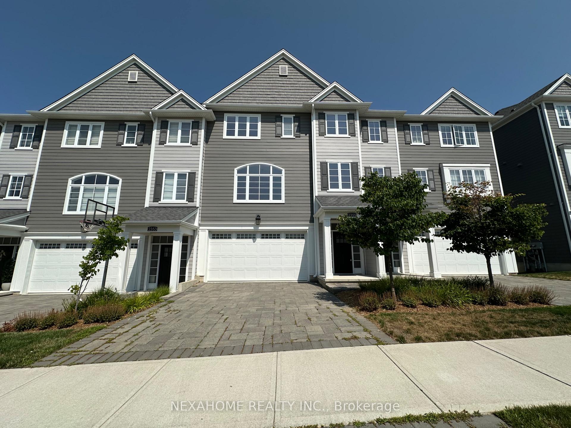 Photo 2 of 2355 Callingham Drive, London, North R — HOMEH