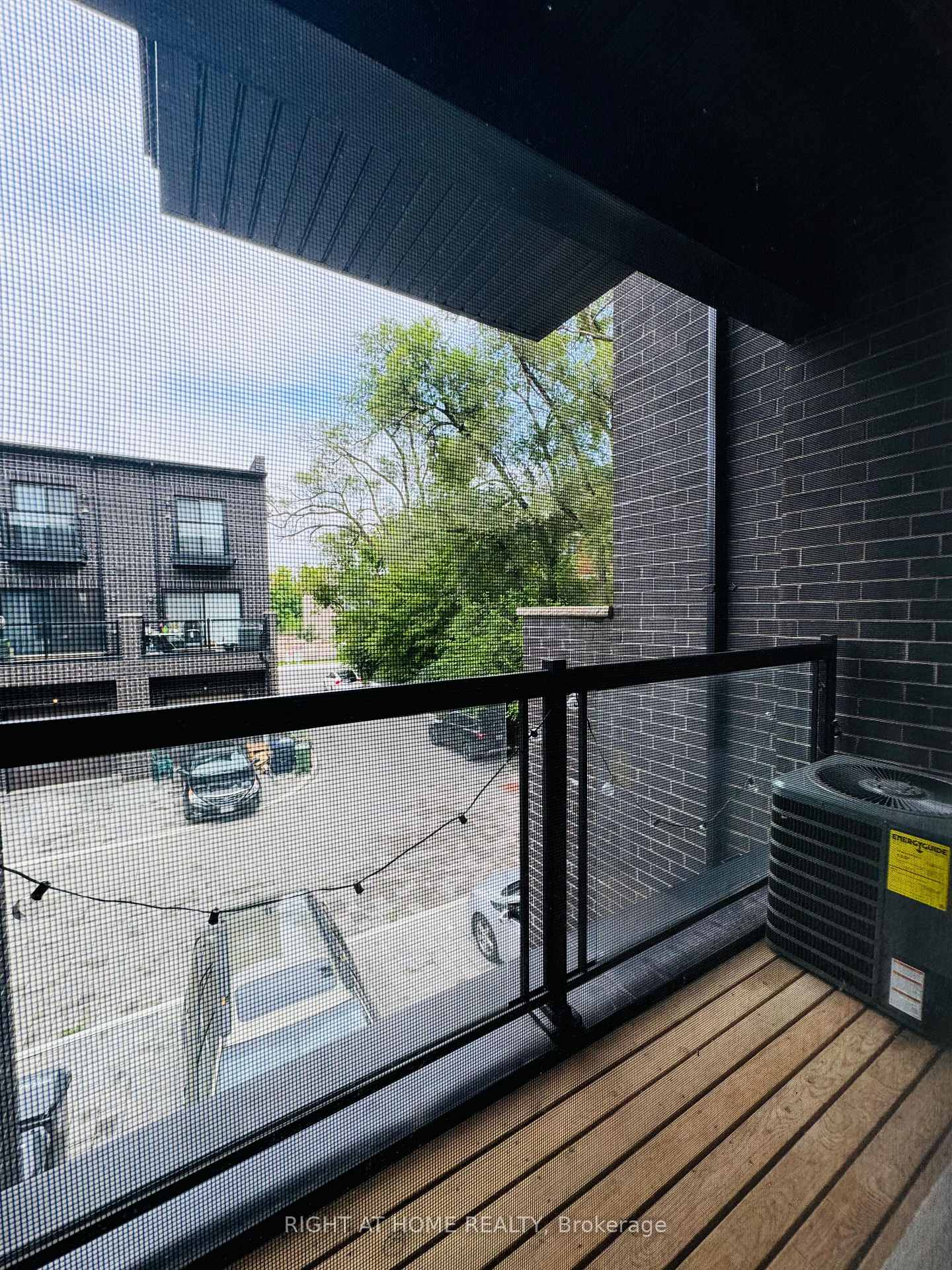 Photo 18 of Unit Unit#1, 1758 Lawrence Avenue, North York, Rustic — HOMEH
