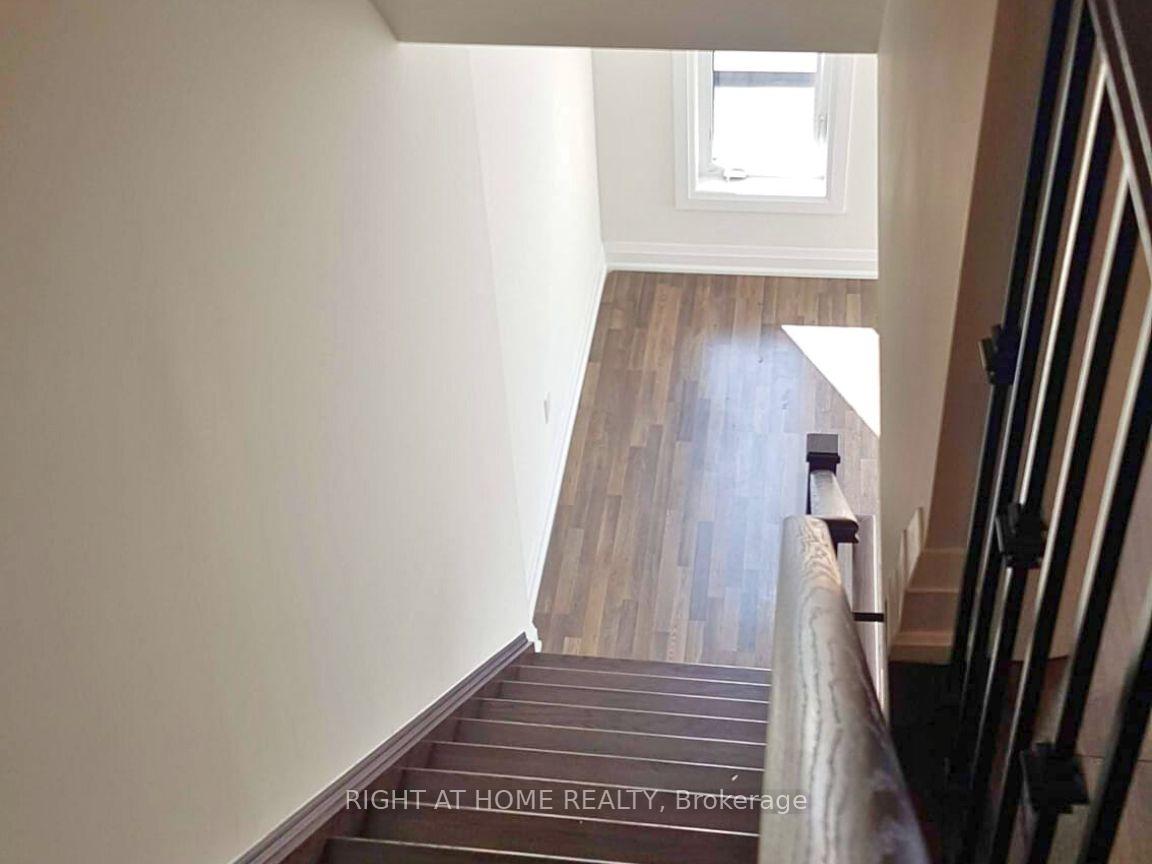 Photo 30 of Unit Unit#1, 1758 Lawrence Avenue, North York, Rustic — HOMEH