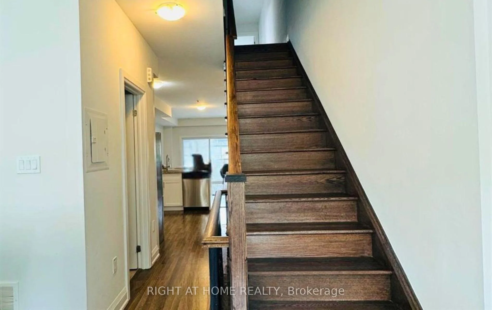 Photo 28 of Unit Unit#1, 1758 Lawrence Avenue, North York, Rustic — HOMEH