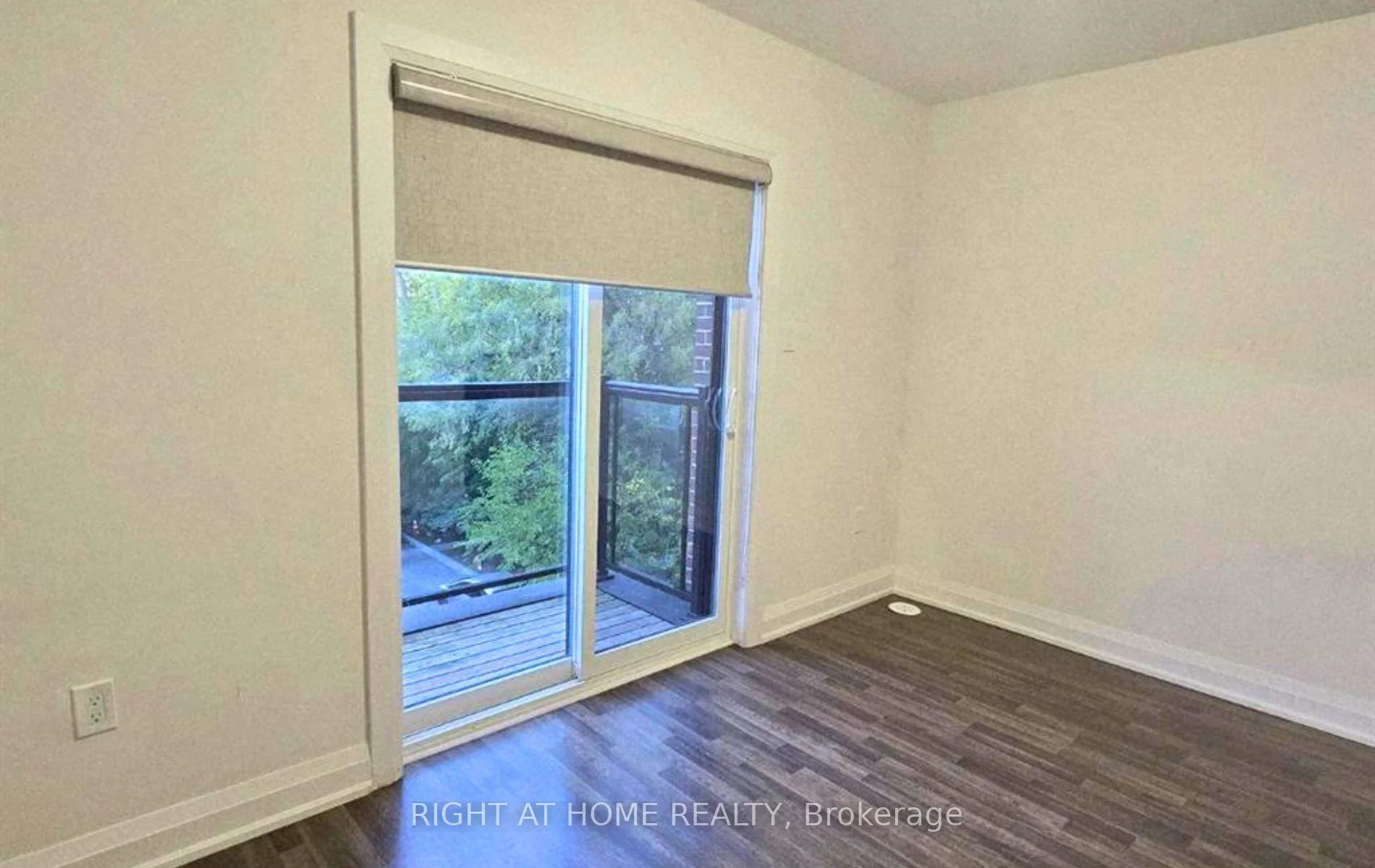 Photo 35 of Unit Unit#1, 1758 Lawrence Avenue, North York, Rustic — HOMEH