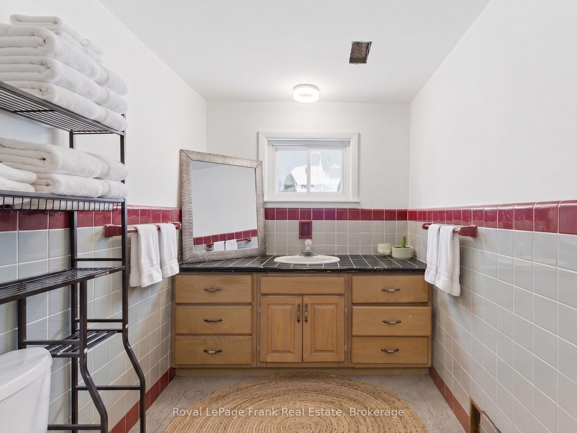 Photo 15 of 241 Bellevue Drive, Quinte West, Sidney Ward — HOMEH
