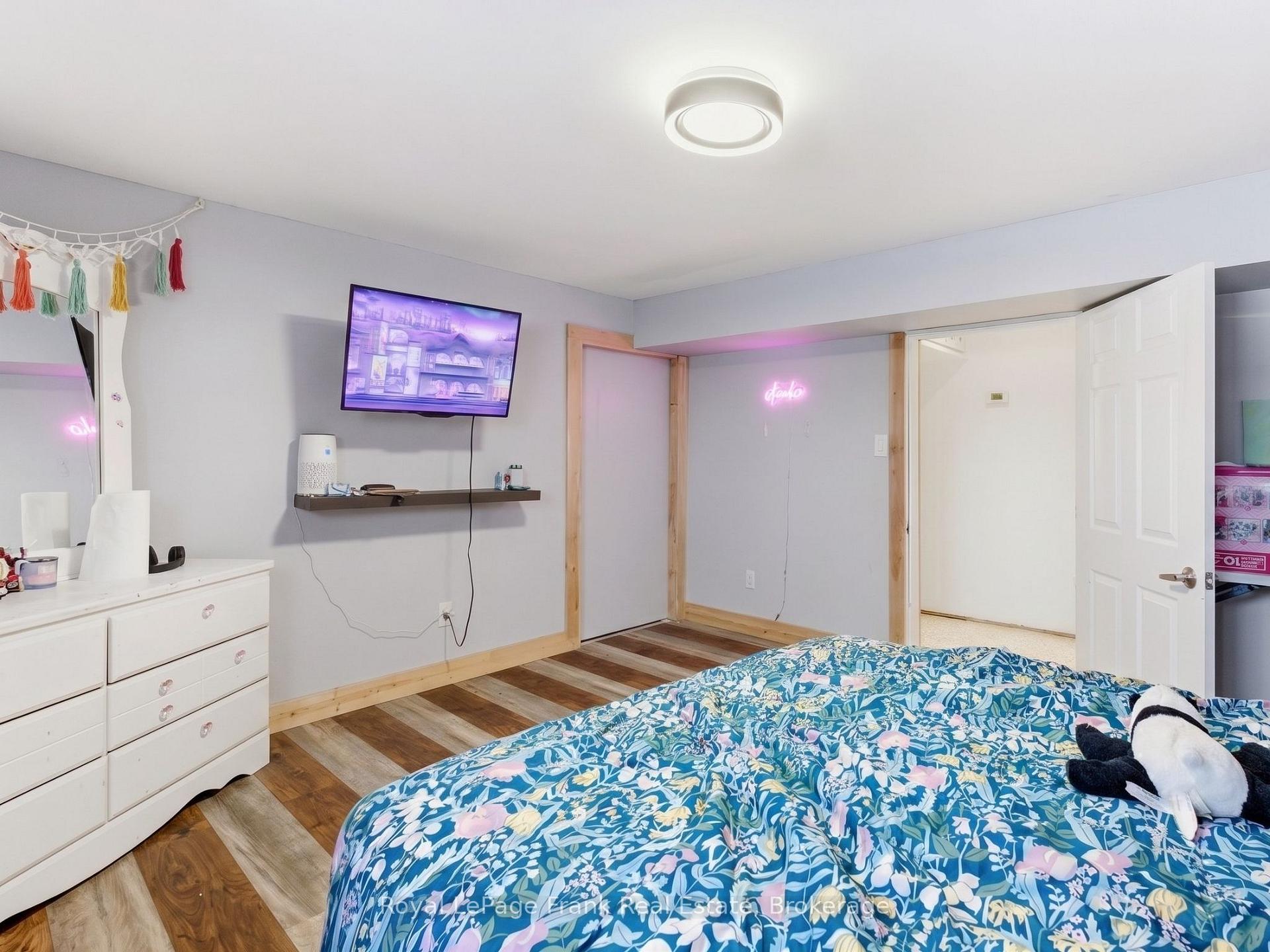 Photo 18 of 241 Bellevue Drive, Quinte West, Sidney Ward — HOMEH
