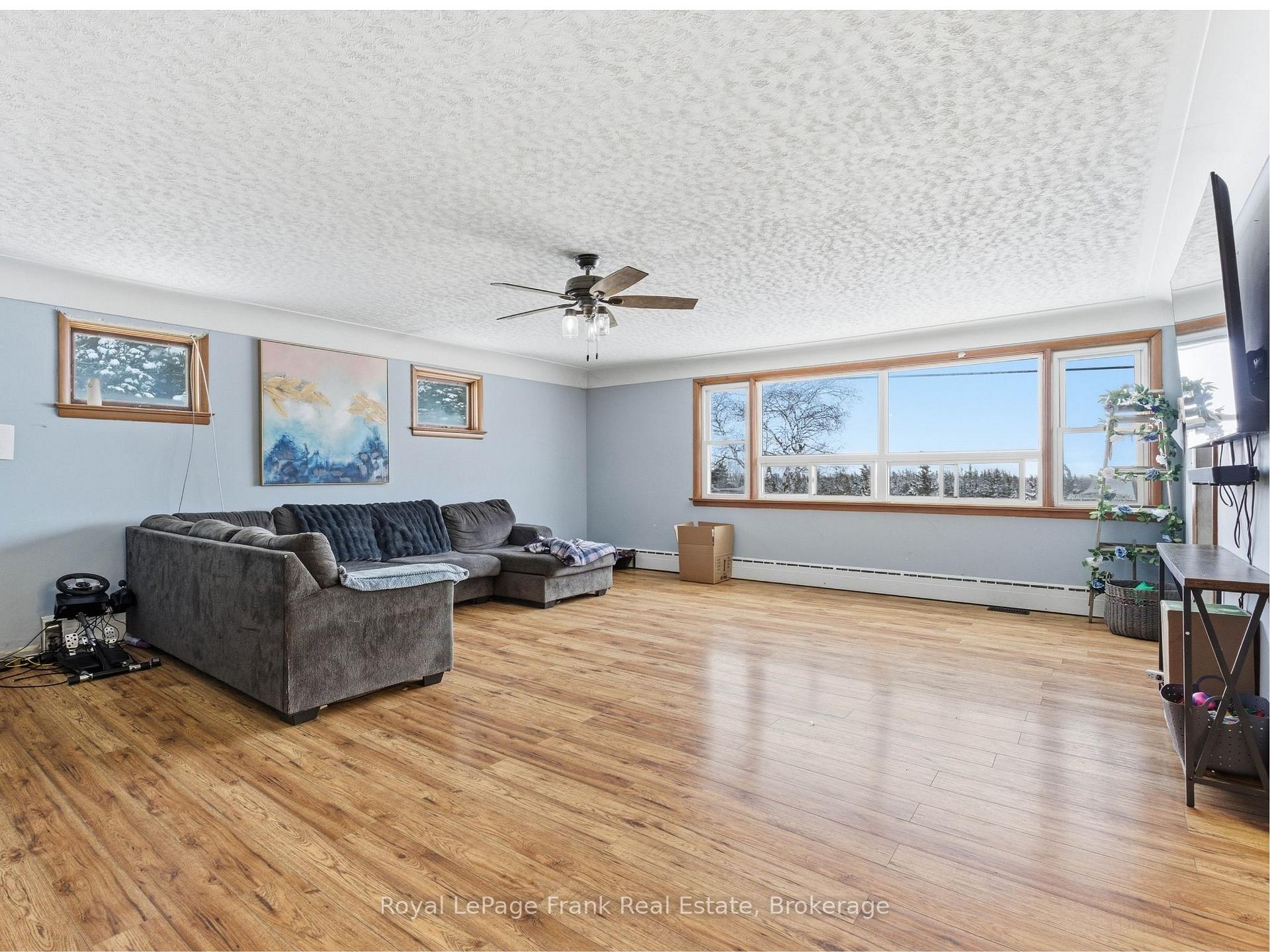 Photo 25 of 241 Bellevue Drive, Quinte West, Sidney Ward — HOMEH