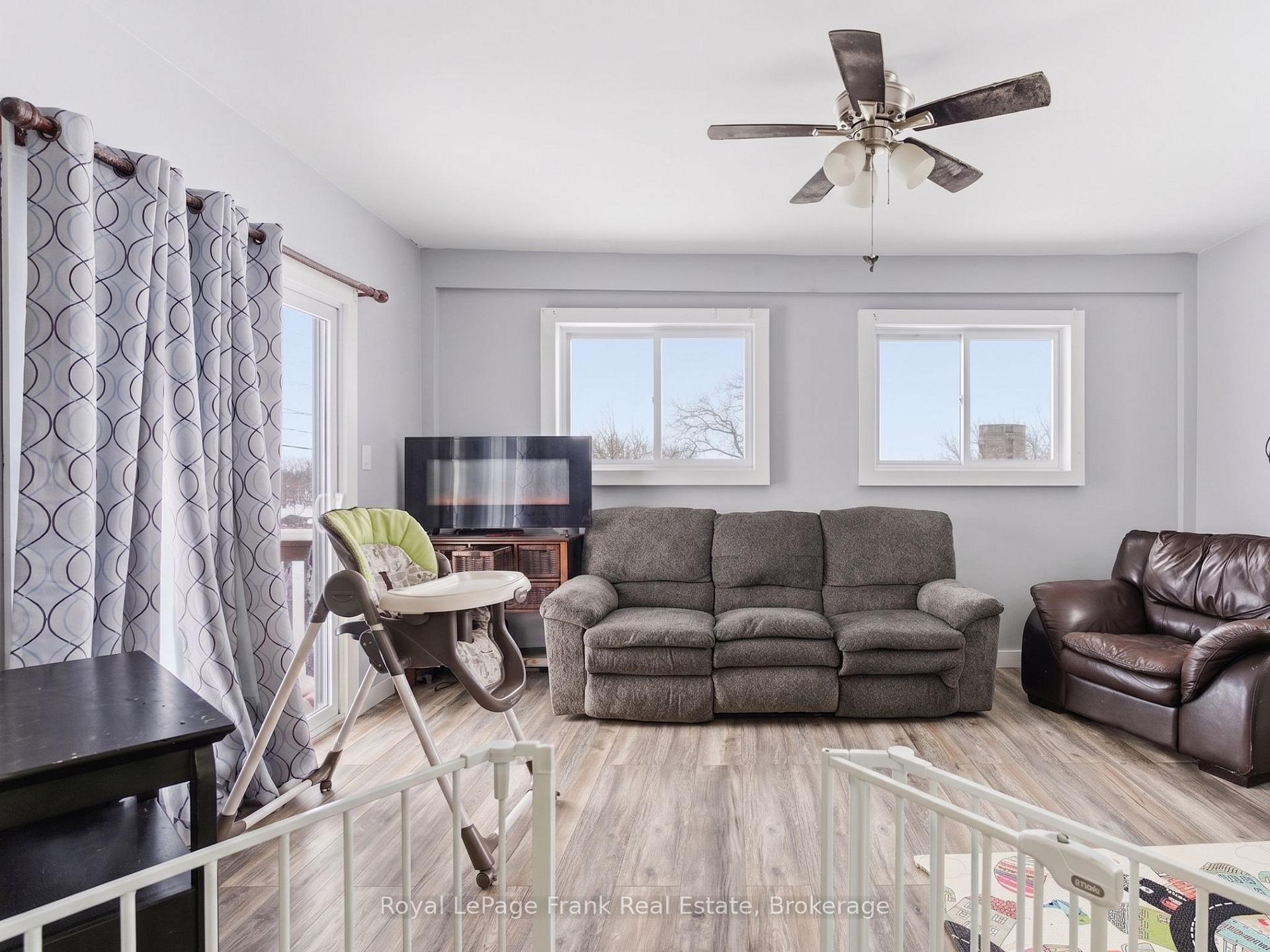 Photo 37 of 241 Bellevue Drive, Quinte West, Sidney Ward — HOMEH