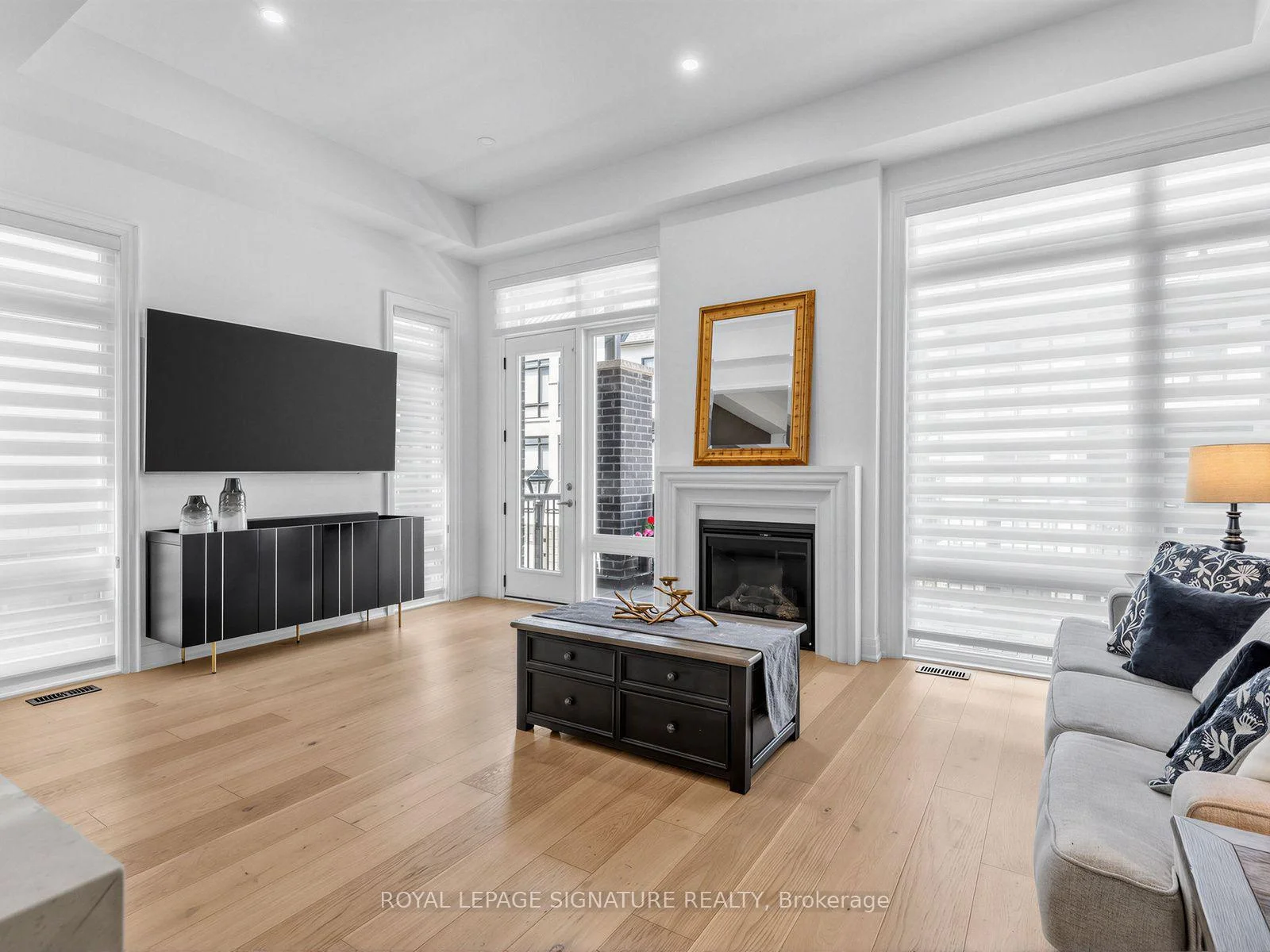 Photo 14 of 308 KIng Road, Richmond Hill, Oak Ridges — HOMEH