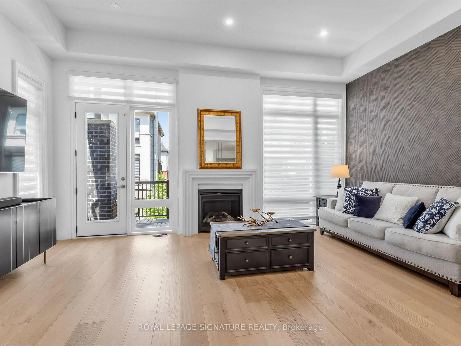 Photo 12 of 308 KIng Road, Richmond Hill, Oak Ridges — HOMEH
