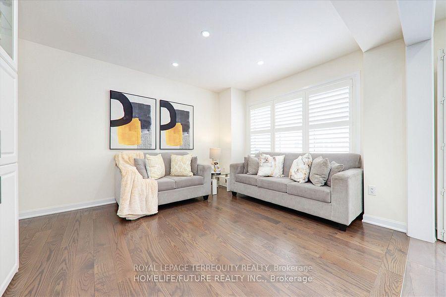 Photo 43 of 2412 Fall Harvest Crescent, Pickering, Rural Pickering — HOMEH