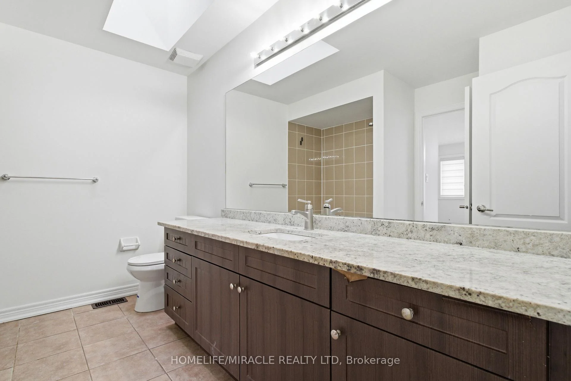 Photo 19 of 71 Skyvalley Drive, Brampton, Bram East — HOMEH