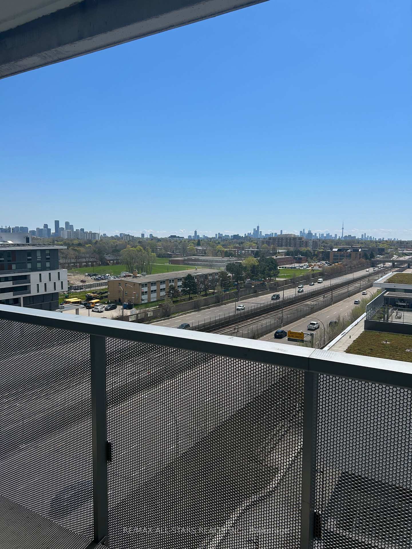 Front of Unit 1004, 160 Flemington Road