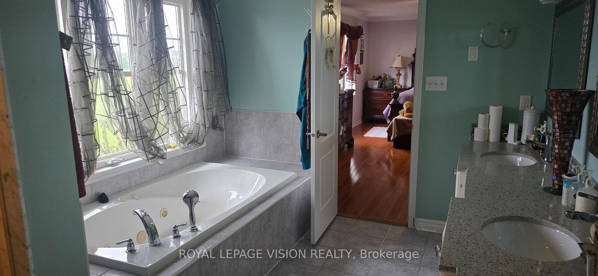 Photo 13 of 13 Antelope Drive, Scarborough, Rouge — HOMEH
