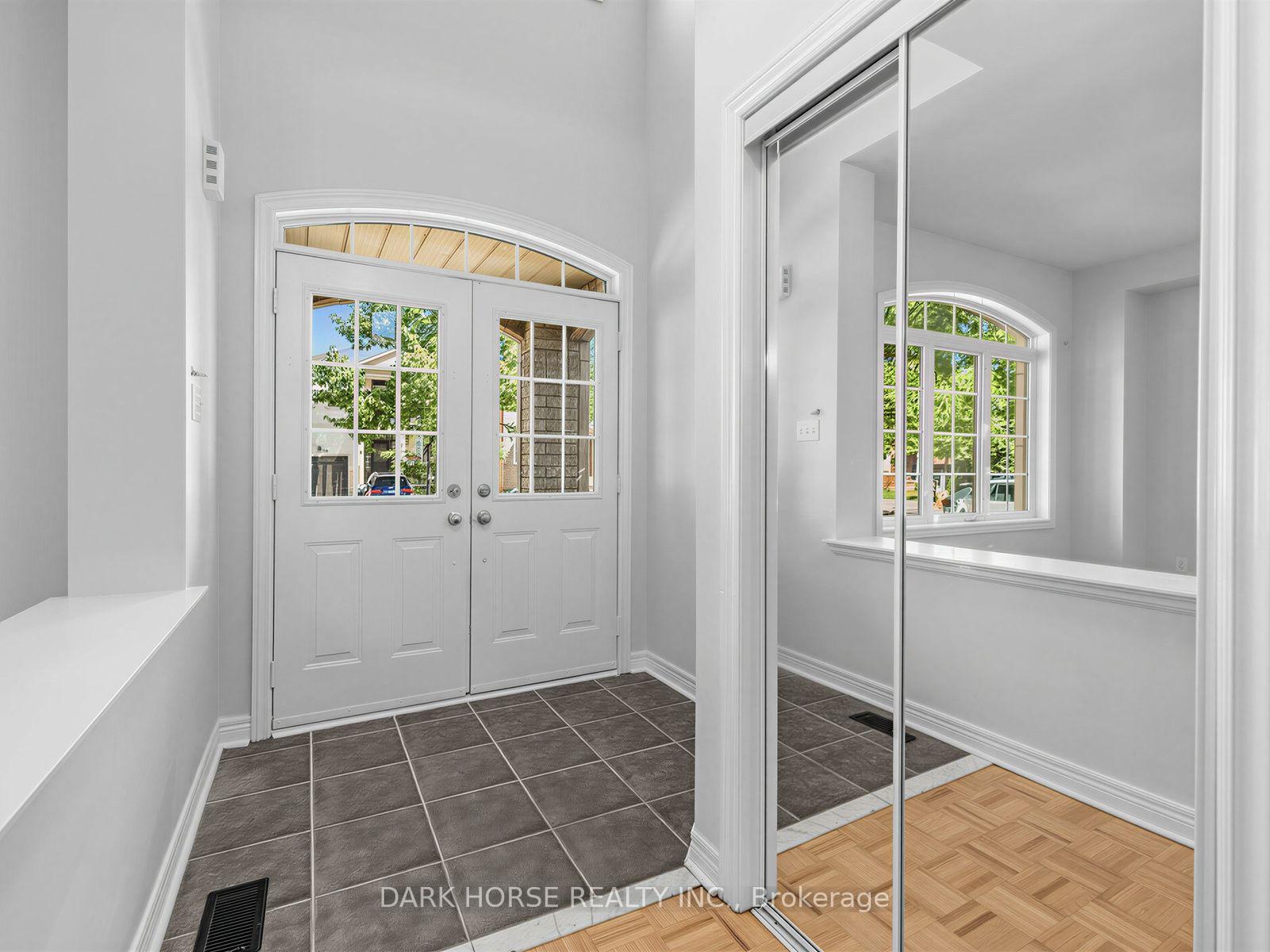 Photo 2 of 55 Redfinch Crescent, Vaughan, Vellore Village — HOMEH