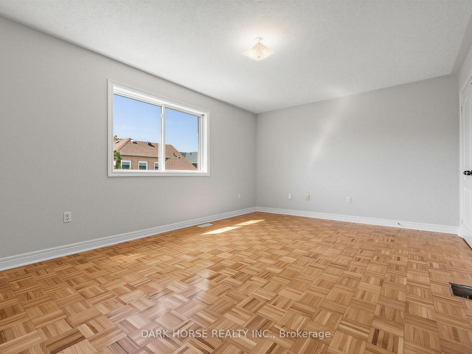 Photo 25 of 55 Redfinch Crescent, Vaughan, Vellore Village — HOMEH