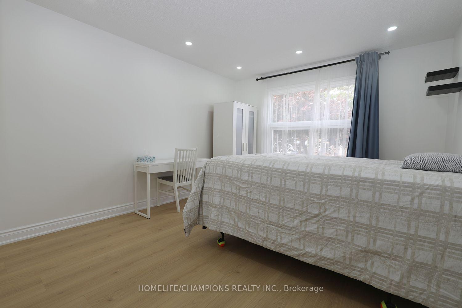 Photo 10 of 1428 Outlet Drive, Oshawa, Lakeview — HOMEH